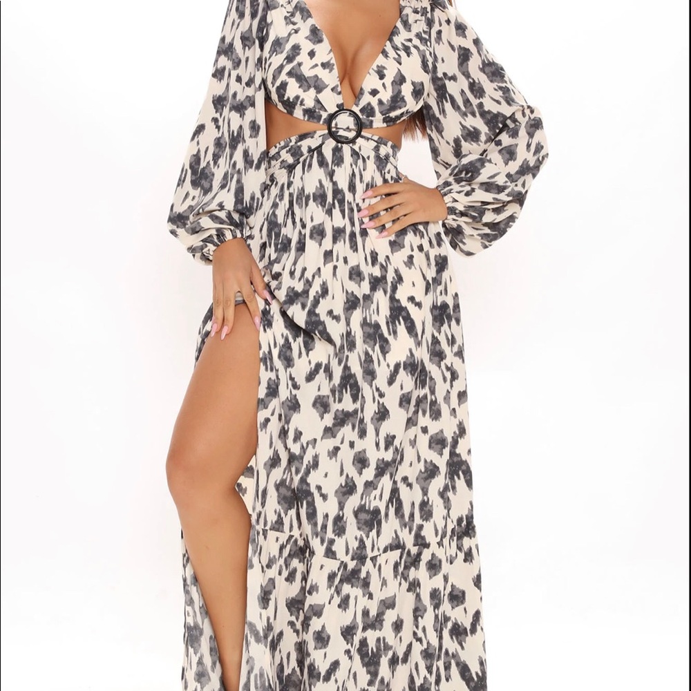 Fashion nova: “In my element” maxi dress. Size XL.